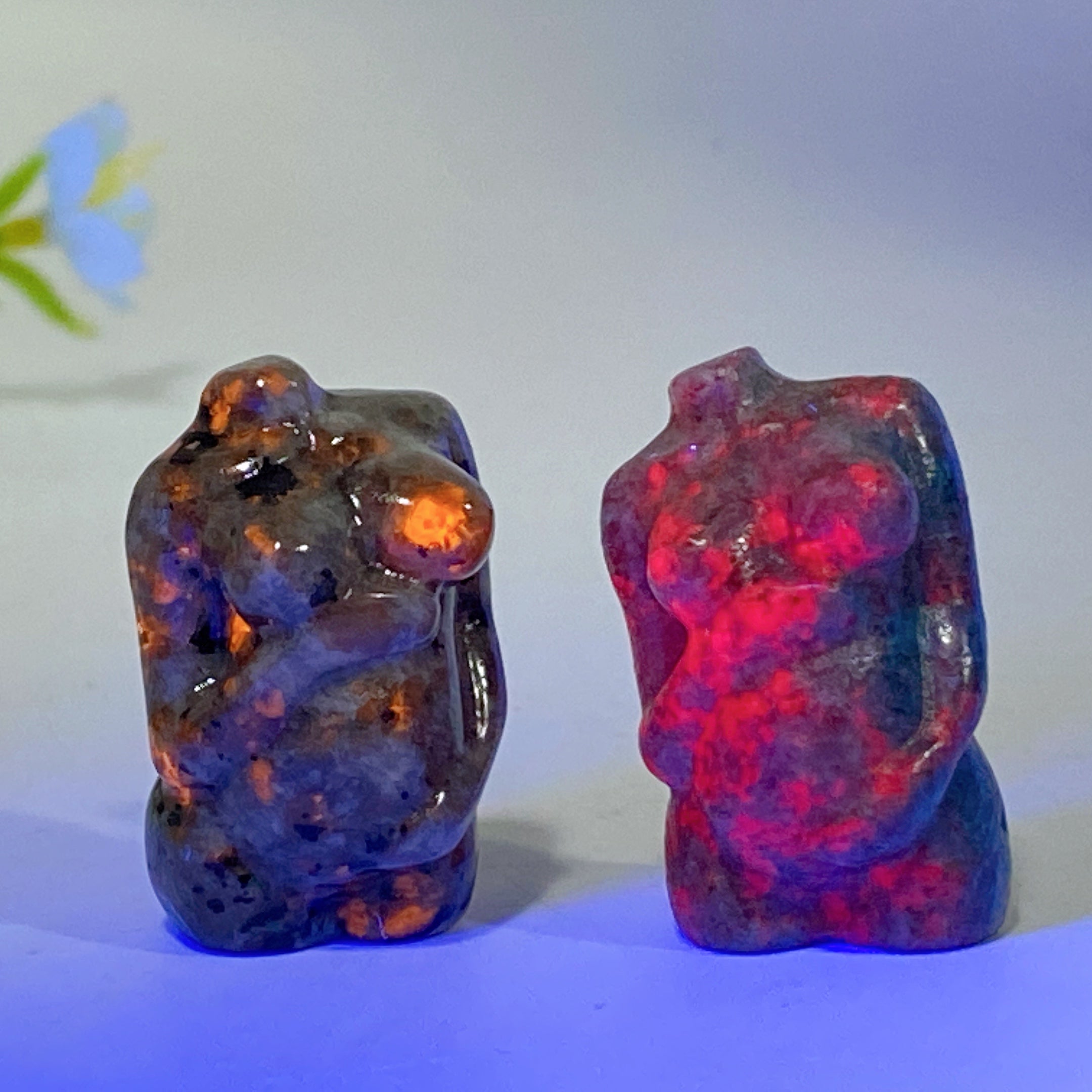 1.2 inch Mixed Crystal Figurine Carving with Healing Energy