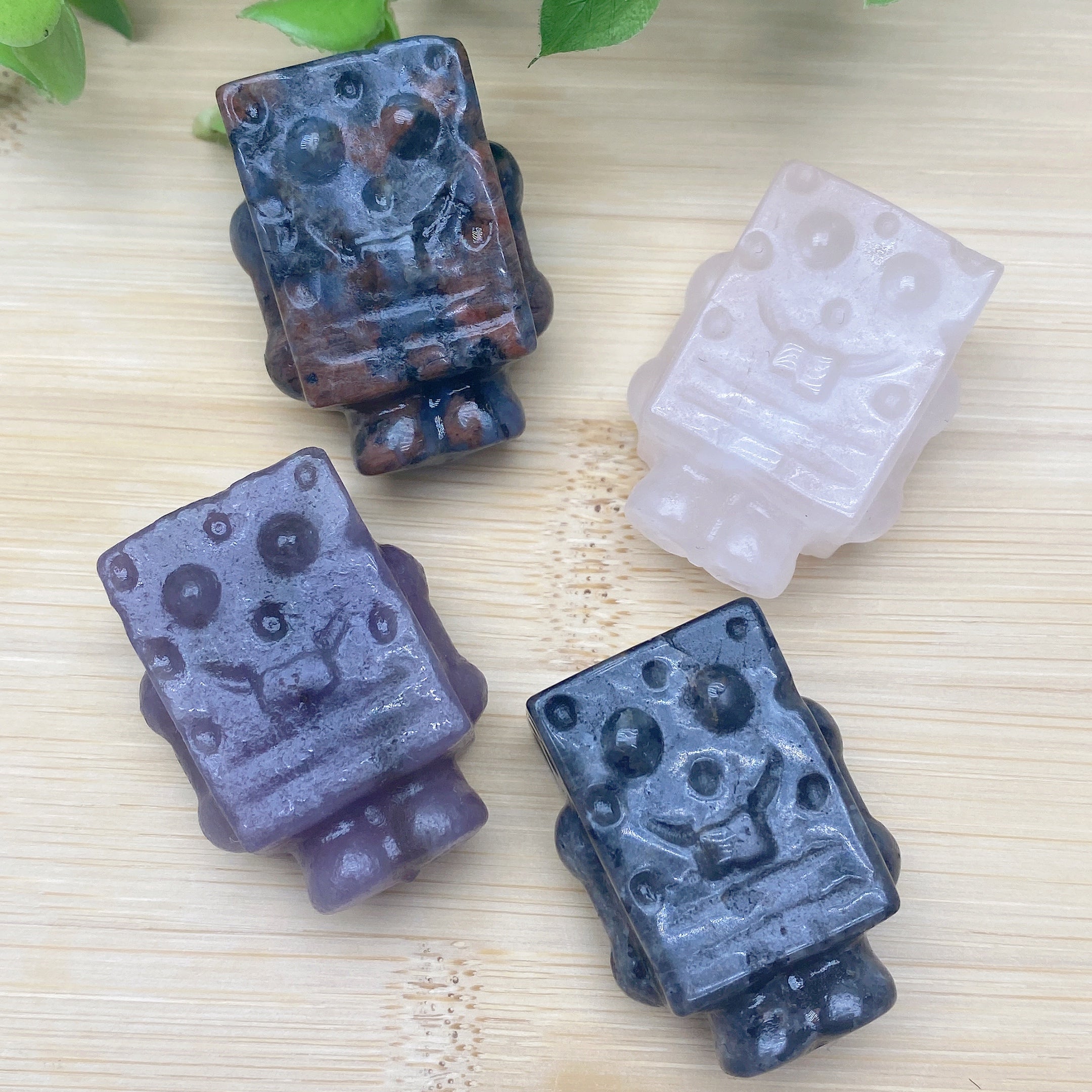 1.3 Inch Mixed Crystal SpongeBob Figurines for Healing Energy