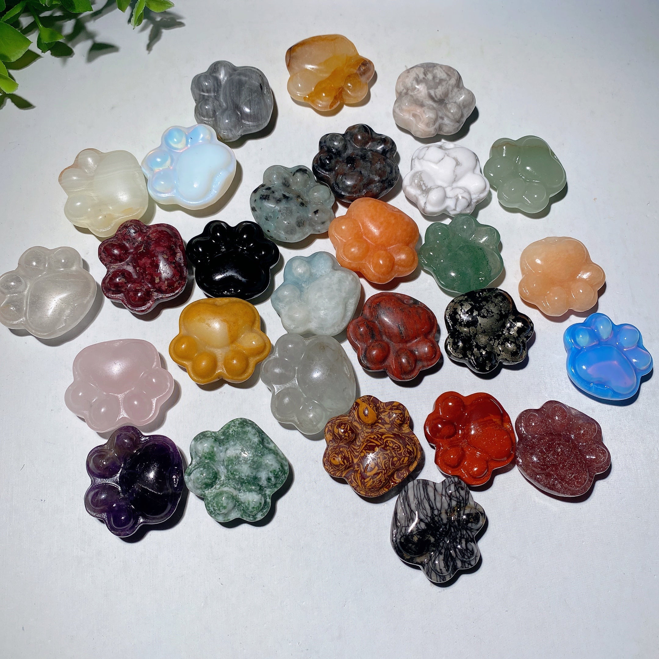 1.3in Mixed Crystal Cat Paw Carving for Healing