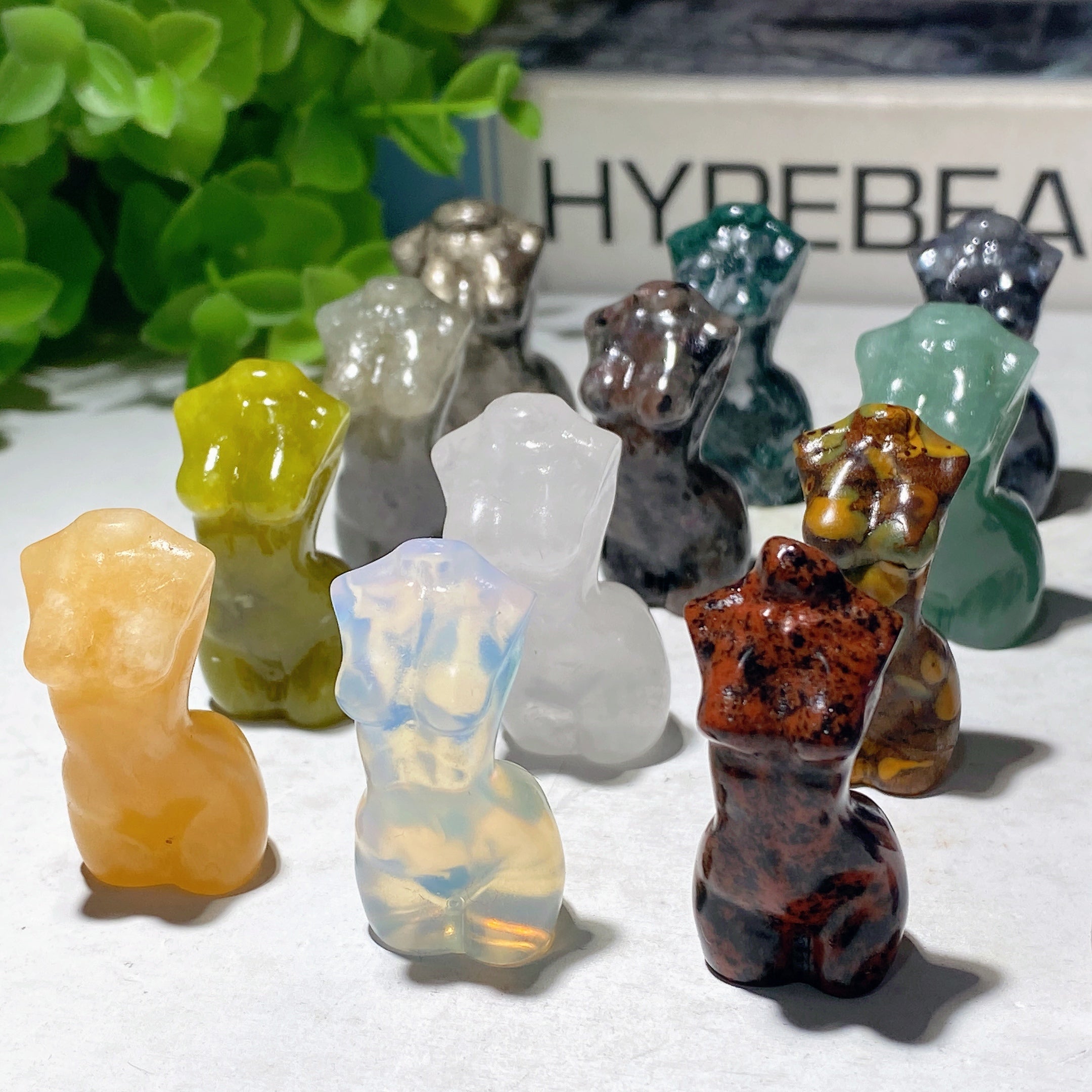 1.4-inch Mixed Crystal Healing Figurine Carving Collection