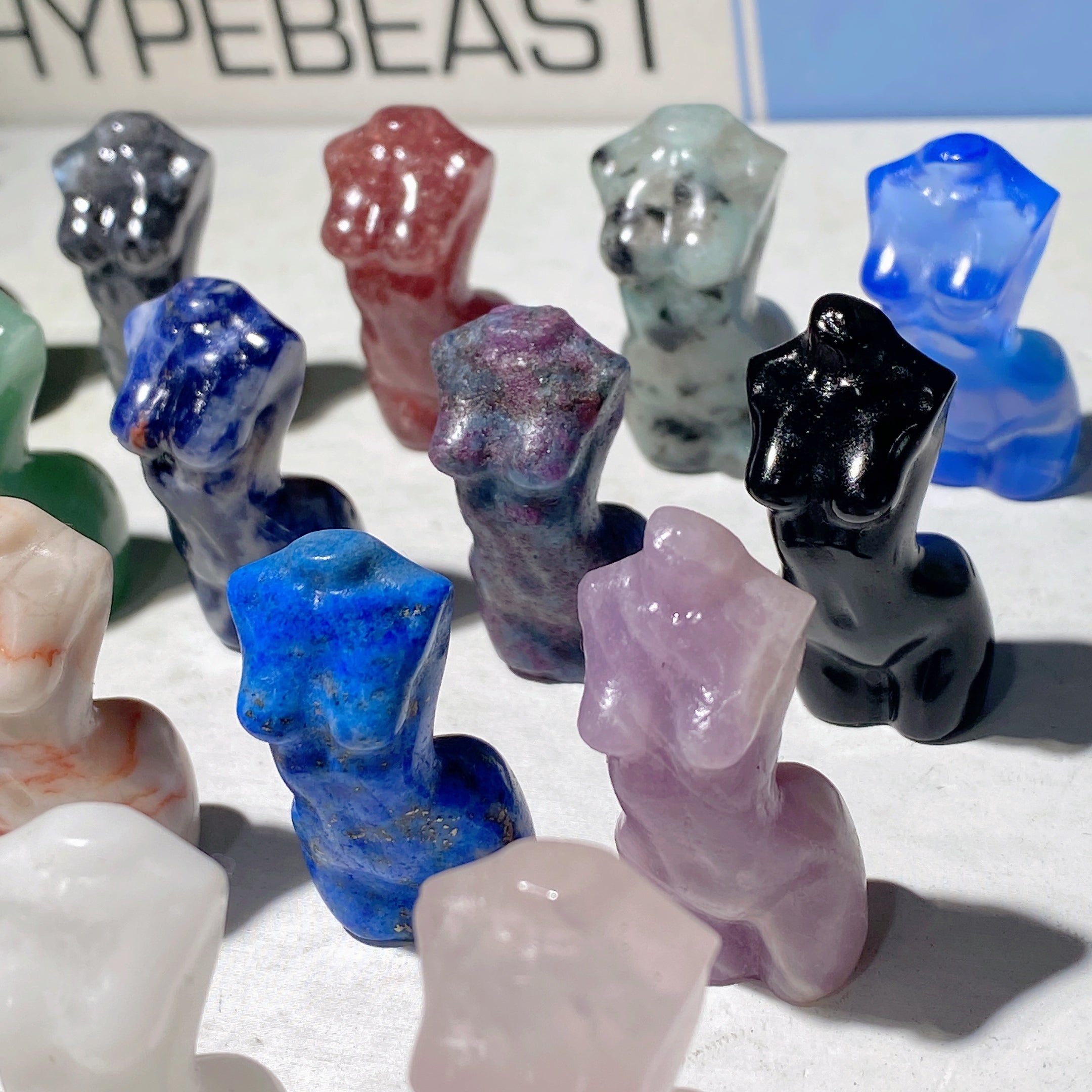 1.4-inch Mixed Crystal Healing Figurine Carving Collection