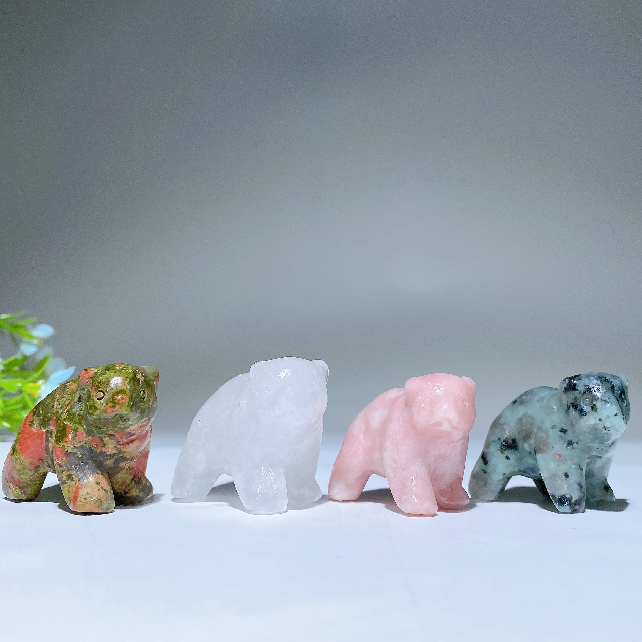 1.5 Inch Mixed Crystal Bear Carvings for Healing & Decoration