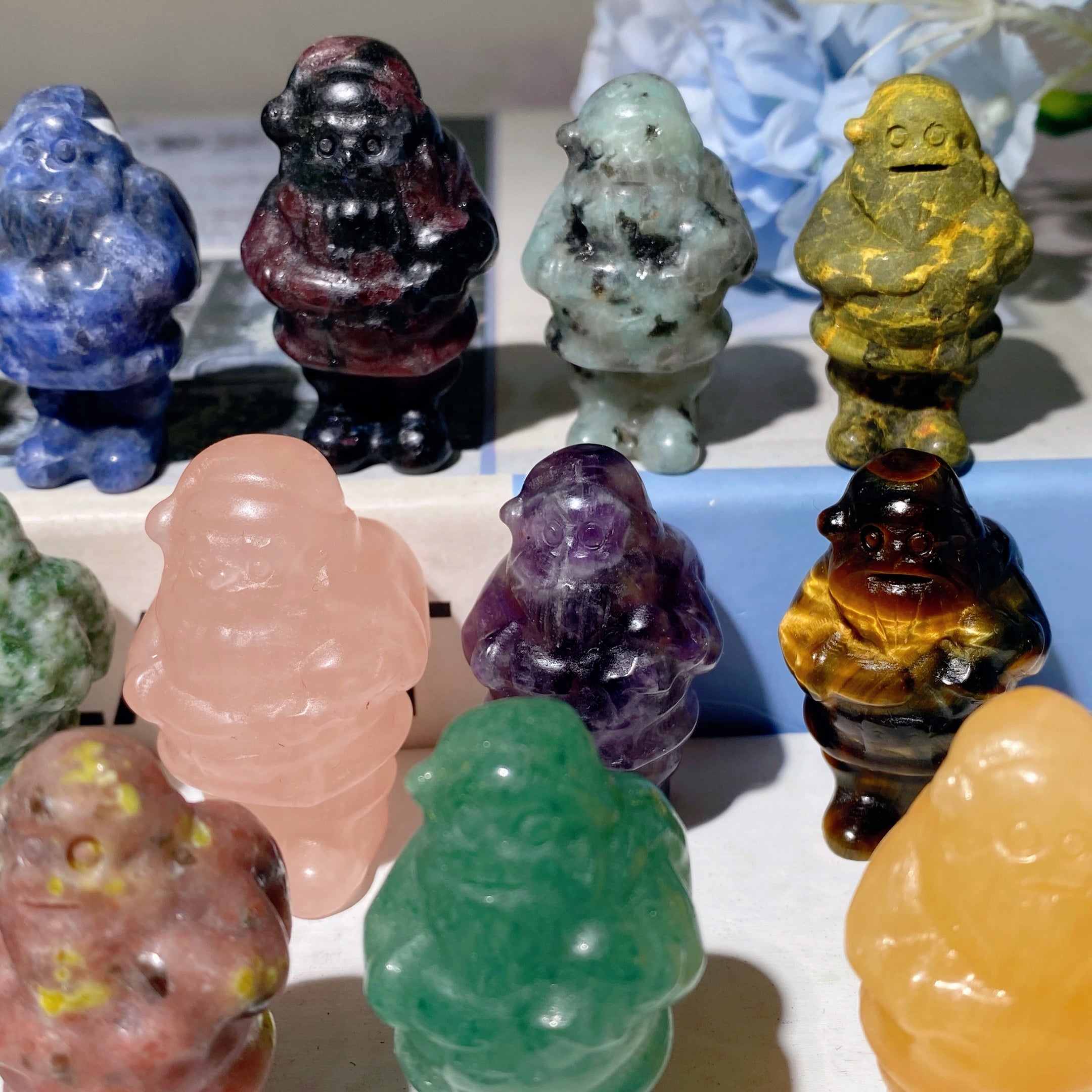 1.5 inch Mixed Crystal Santa Claus Healing Figurine