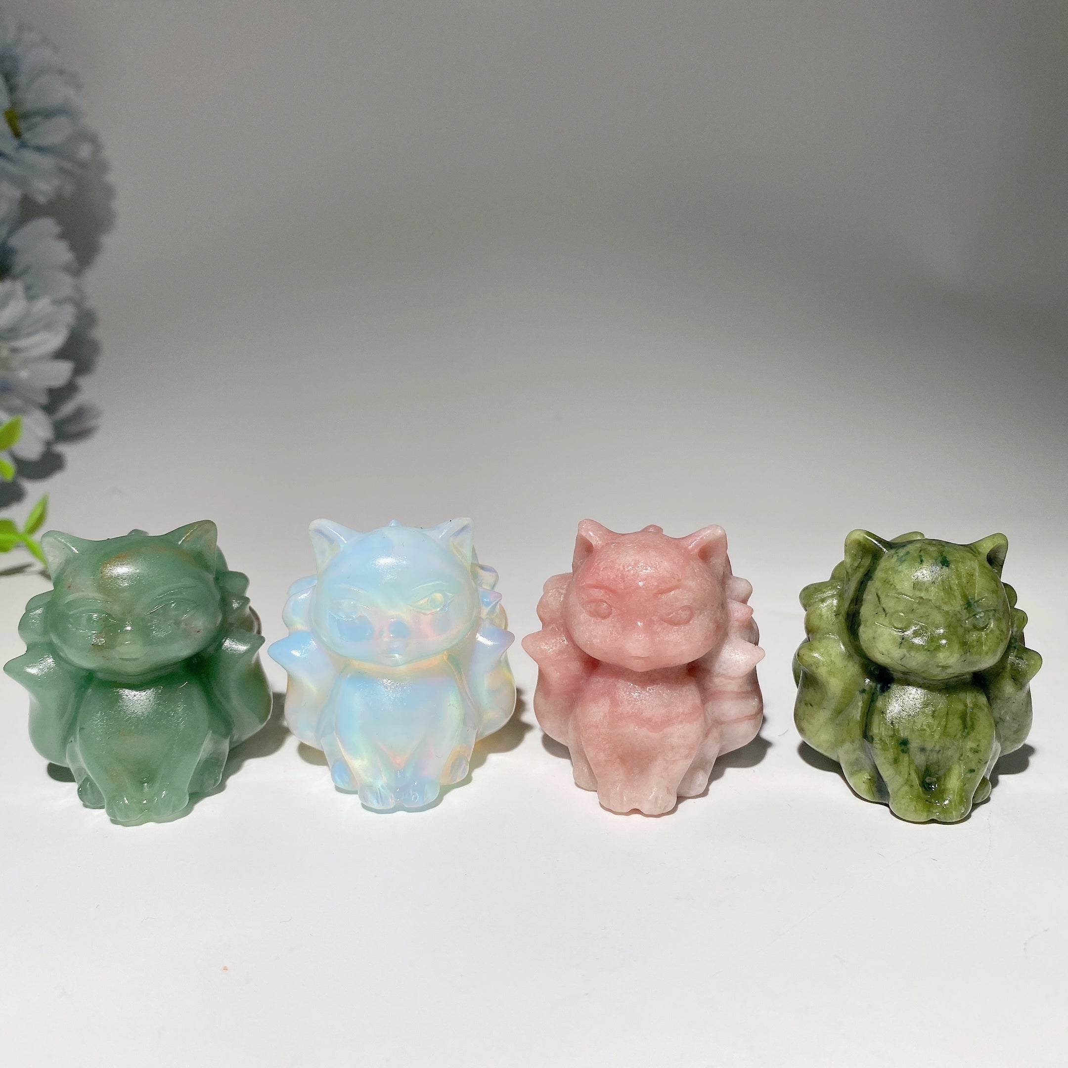 1.7 inch Mixed Crystal Nine-Tails Fox Carving Figurine