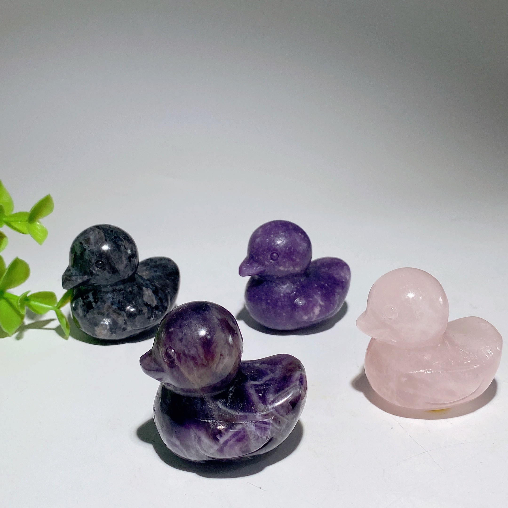 1.8 inch Mixed Crystal Spiritual Animal Figurine Duck Carvings