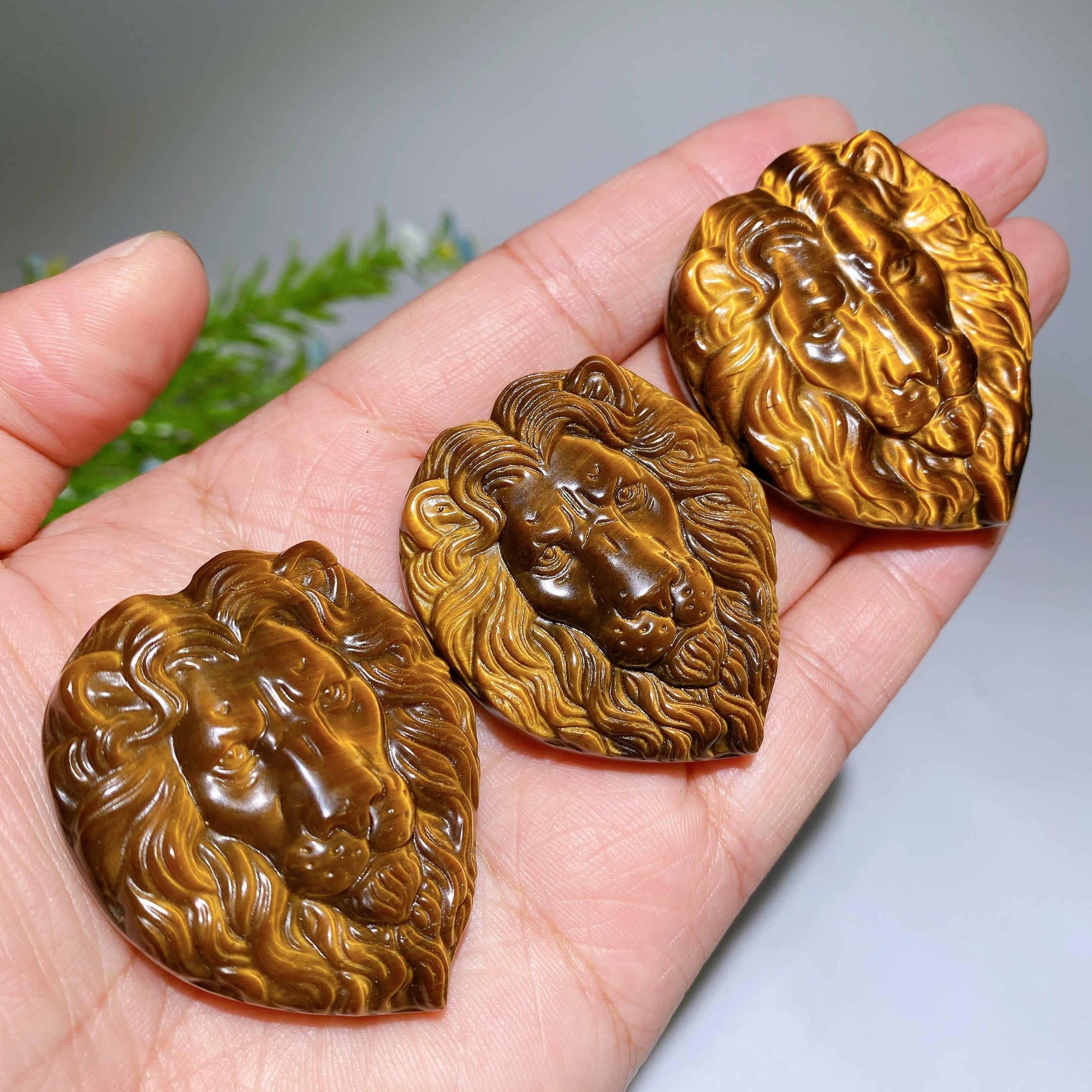 1.8" Yellow Tiger's Eye Lion Crystal Figurine