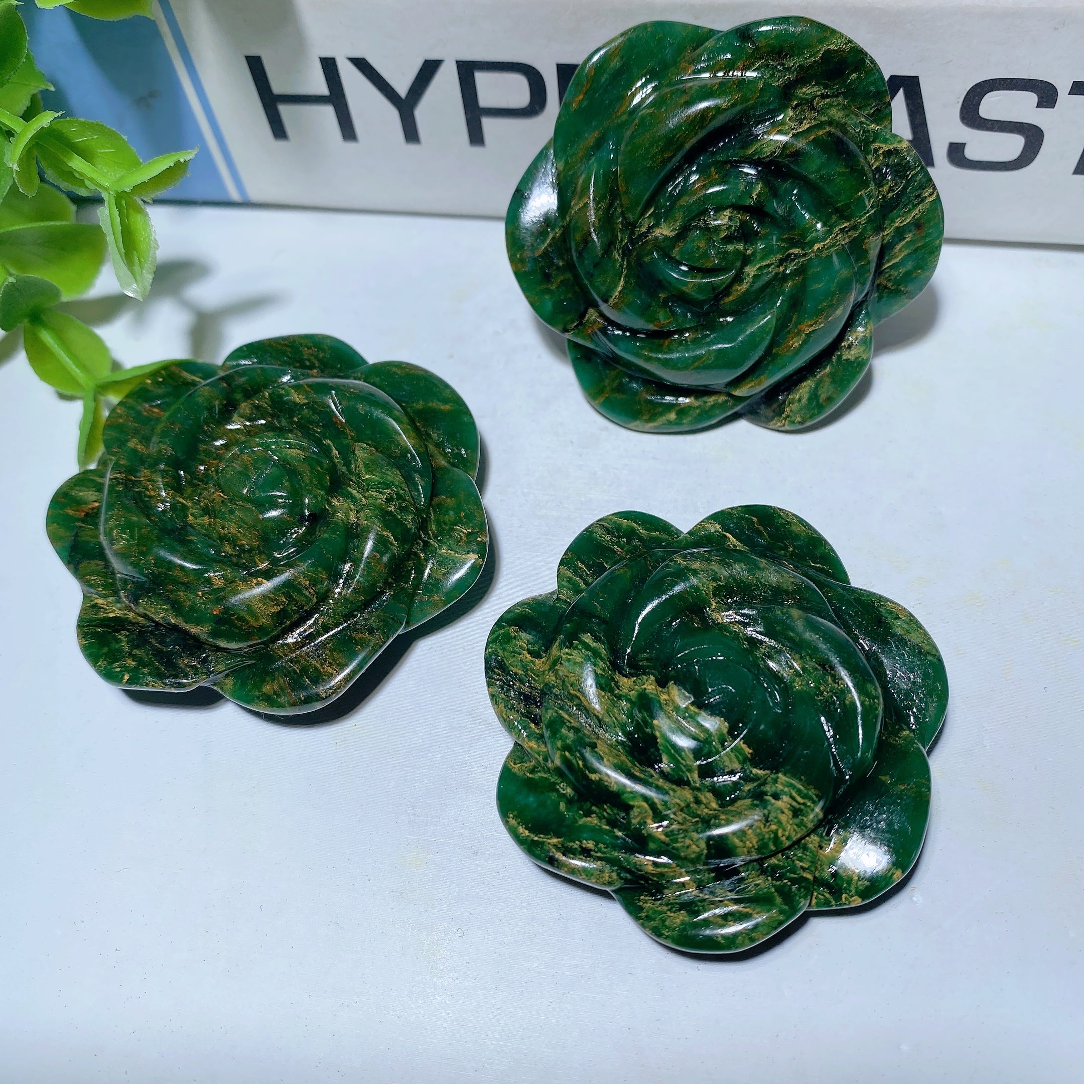 1.95" Emerald Green Rose Flower Crystal Carving for Home Decor