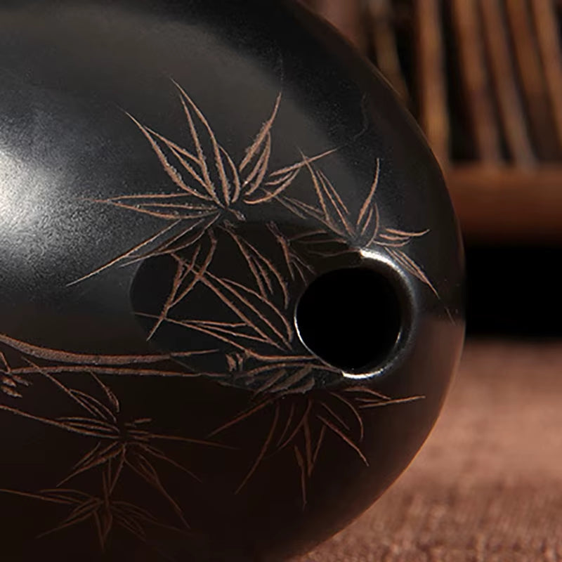 Black ceramic vessel with etched bamboo leaf designs for 10-Hole Ceramic Xun F Key