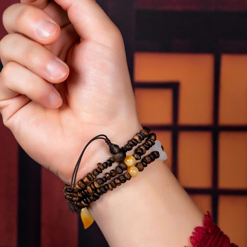 108 Mala Beads Agarwood Bracelet for Peace & Strength