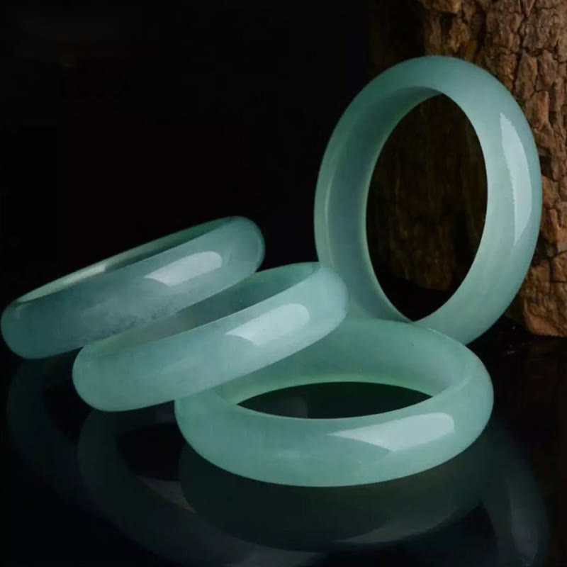 Natural Jade Bangle Bracelet for Luck and Prosperity