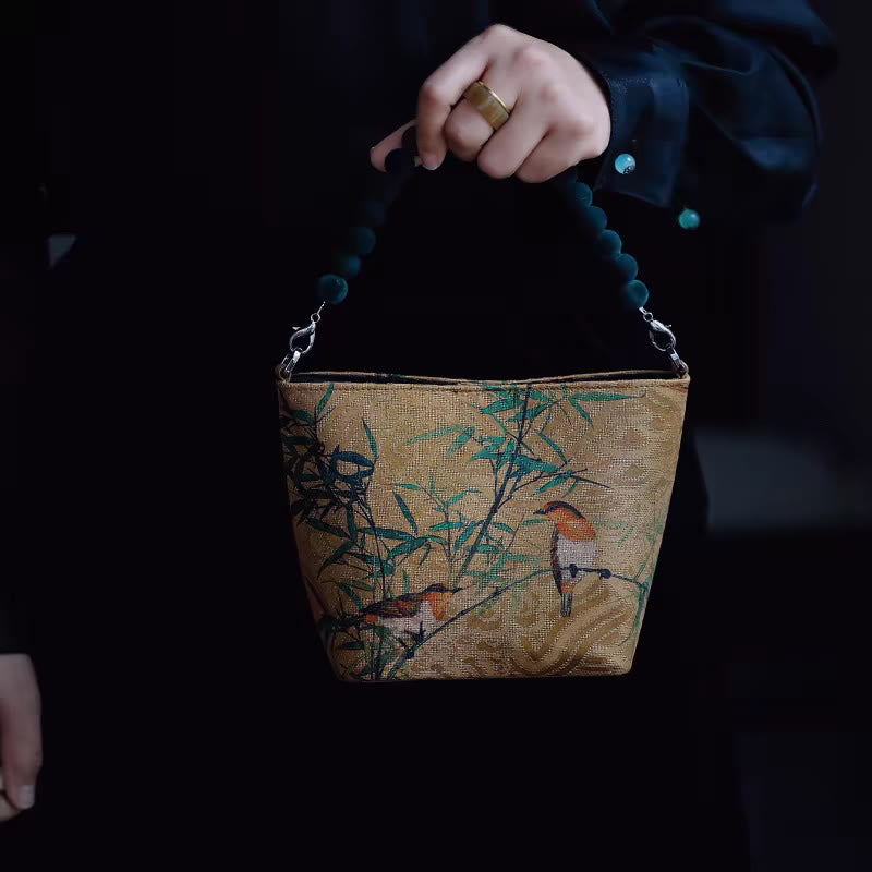 14cm Spiritual Metal Chain Crossbody Bag with Butterfly Design