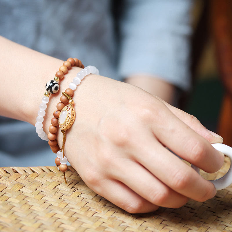 8mm Sandalwood Cat's Eye Three-Eyed Dzi Protection Bracelet