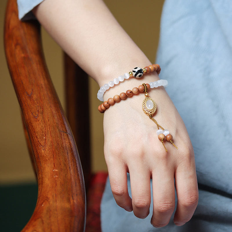 8mm Sandalwood Cat's Eye Three-Eyed Dzi Protection Bracelet