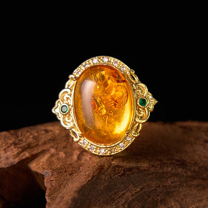 Amber Flower Pigeon Egg Pattern Focus Spiritual Ring
