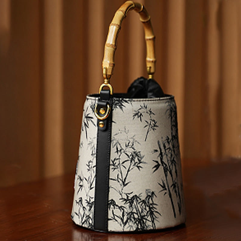 Panda Bamboo Magpie Embroidered Crossbody Bag 16x16x18cm