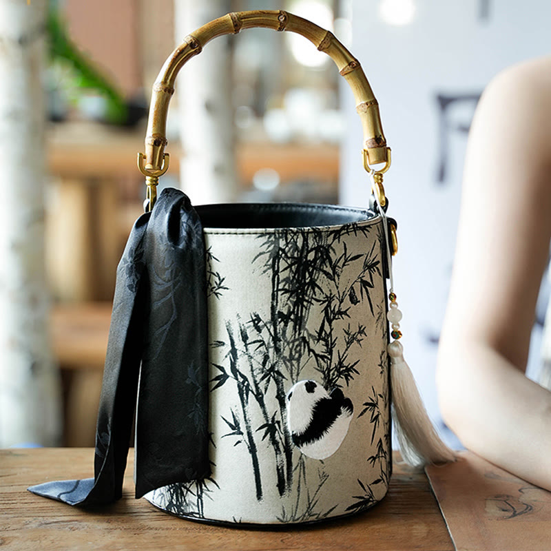 Panda Bamboo Magpie Embroidered Crossbody Bag 16x16x18cm