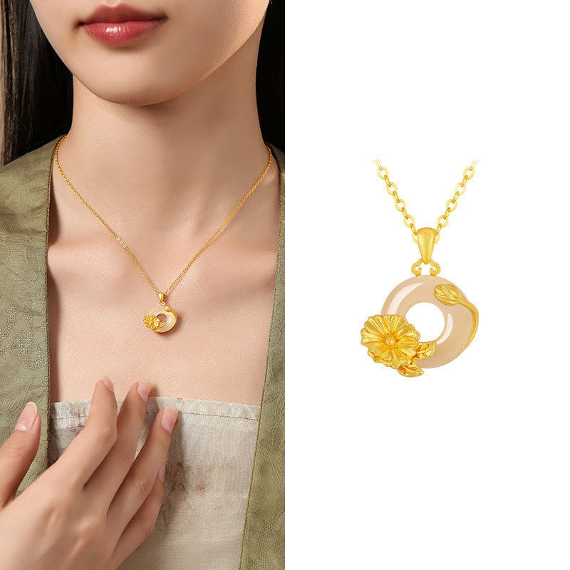 Chalcedony Peace Buckle Necklace in 925 Silver for Harmony