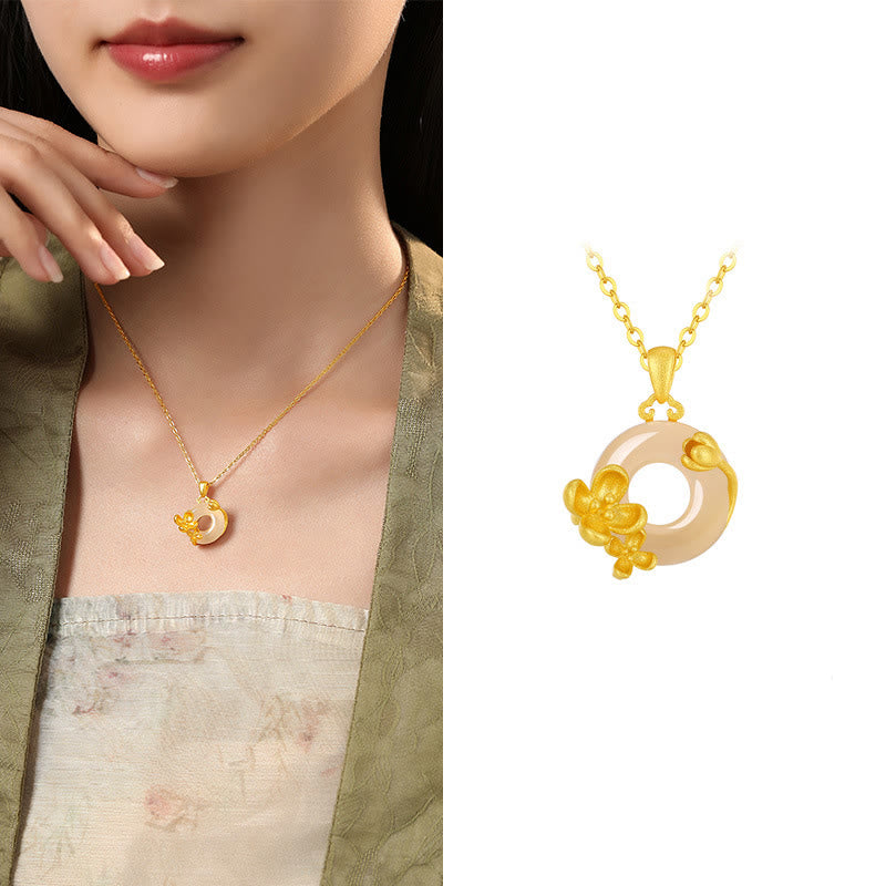 Chalcedony Peace Buckle Necklace in 925 Silver for Harmony