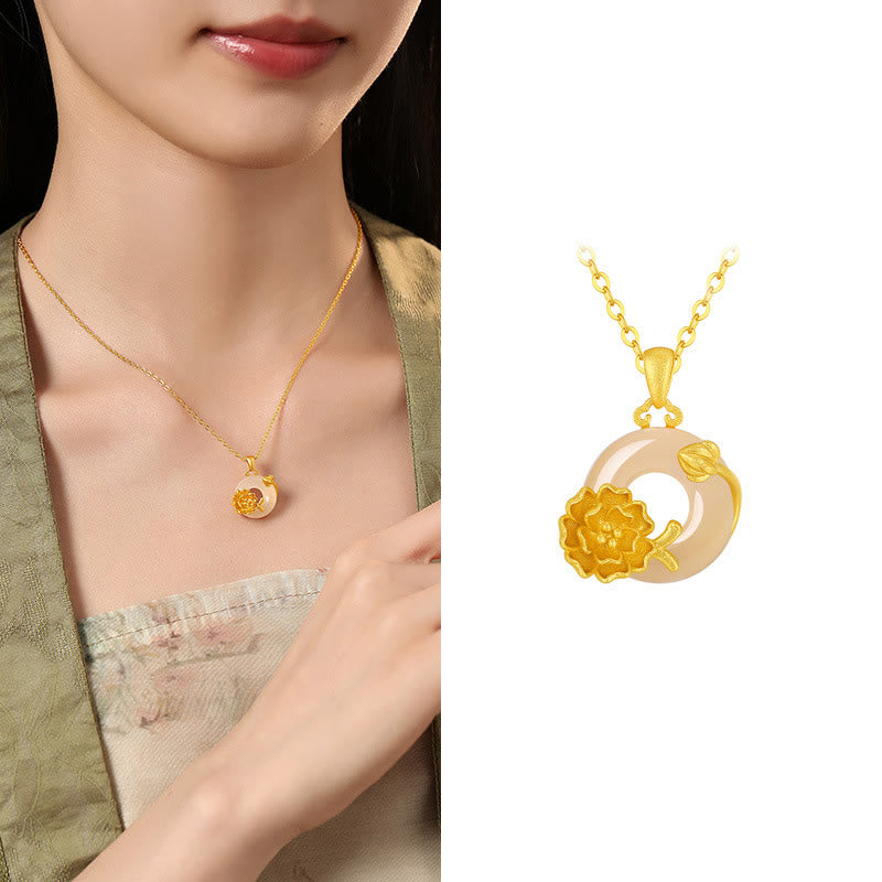 Chalcedony Peace Buckle Necklace in 925 Silver for Harmony