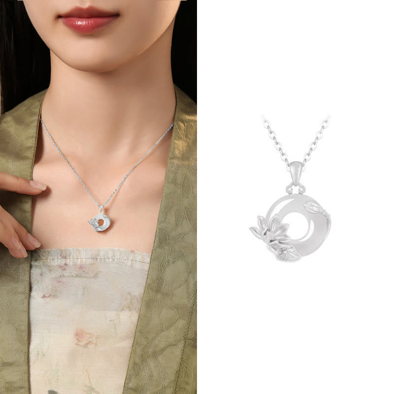 Chalcedony Peace Buckle Necklace in 925 Silver for Harmony