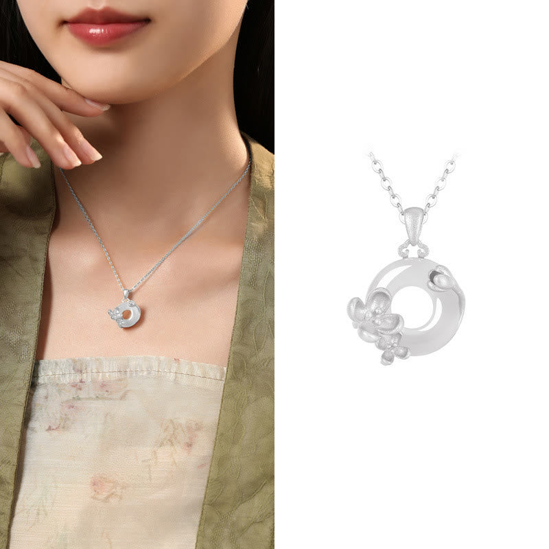 Chalcedony Peace Buckle Necklace in 925 Silver for Harmony