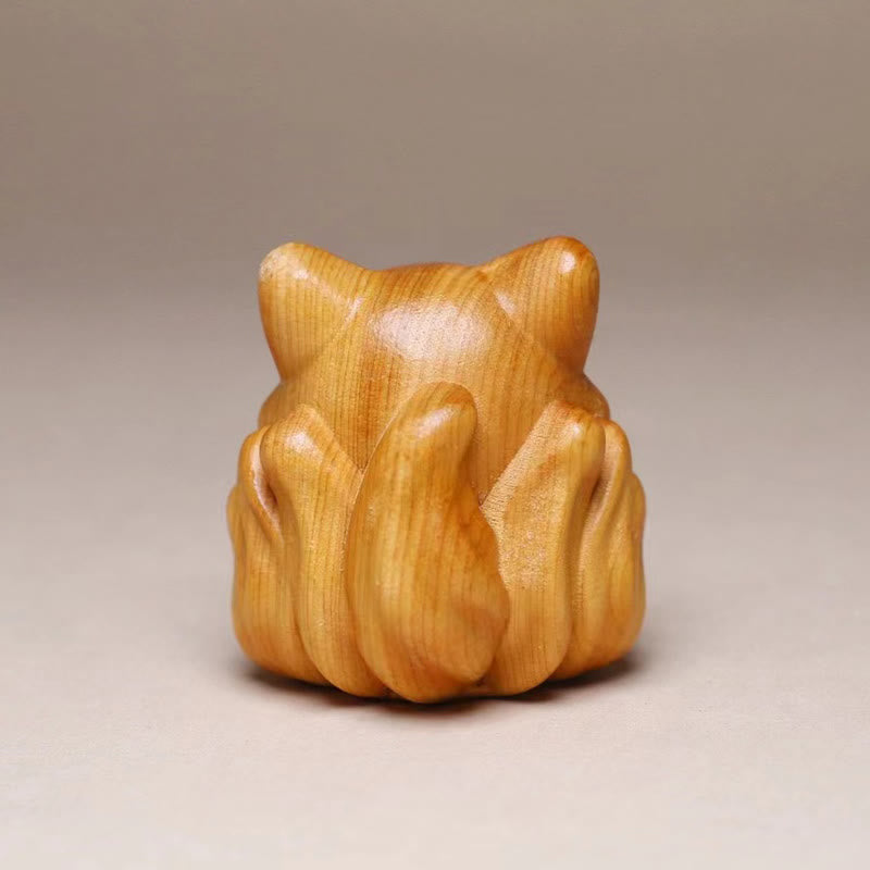 Nine-Tailed Fox Thuja Sutchuenensis Wood Spiritual Animal Figurine 4cm