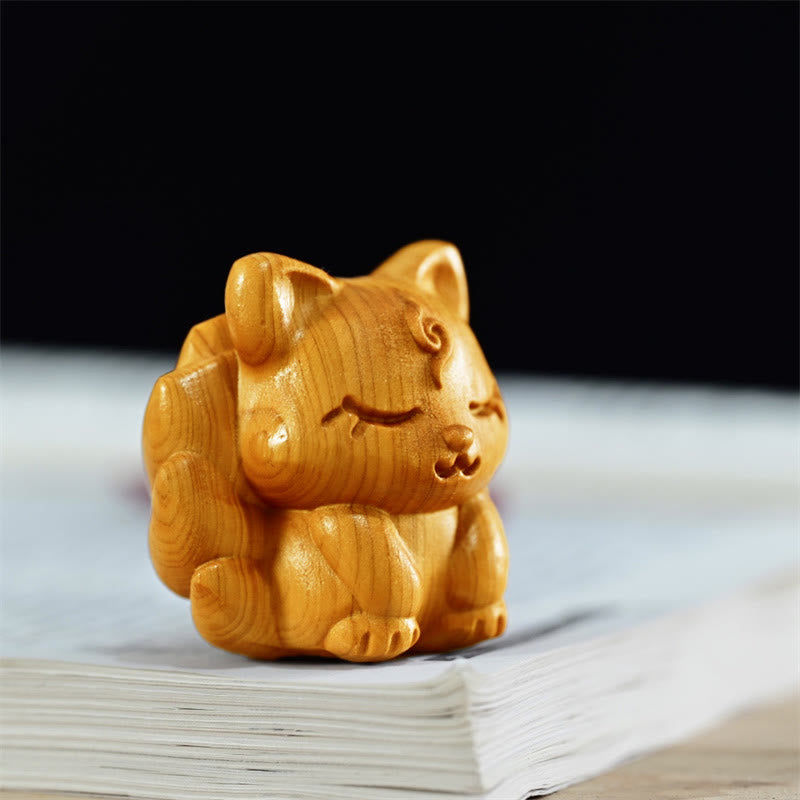 Mini Thuja Sutchuenensis Wood Nine-Tailed Fox Figurine for Spiritual Protection