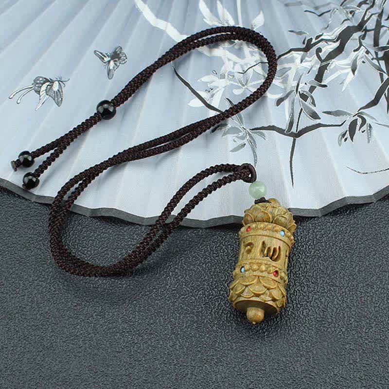 Om Mani Padme Hum Green Sandalwood Necklace for Soothing Peace