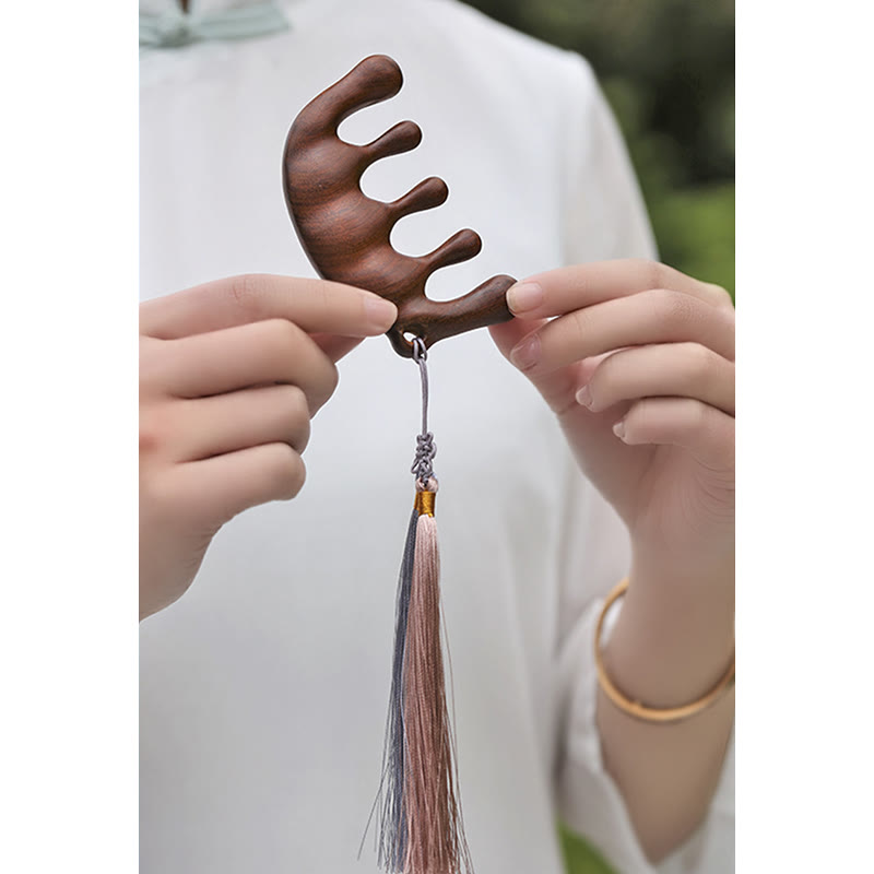 Green Sandalwood Tassel Massage Comb for Soothing Relaxation