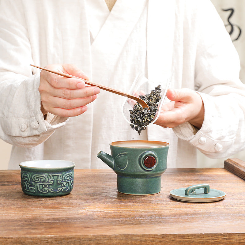 Sanxingdui Ceramic Chinese Tea Cup Set | Kung Fu Tea Gift