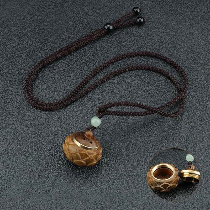 Om Mani Padme Hum Green Sandalwood Necklace for Soothing Peace