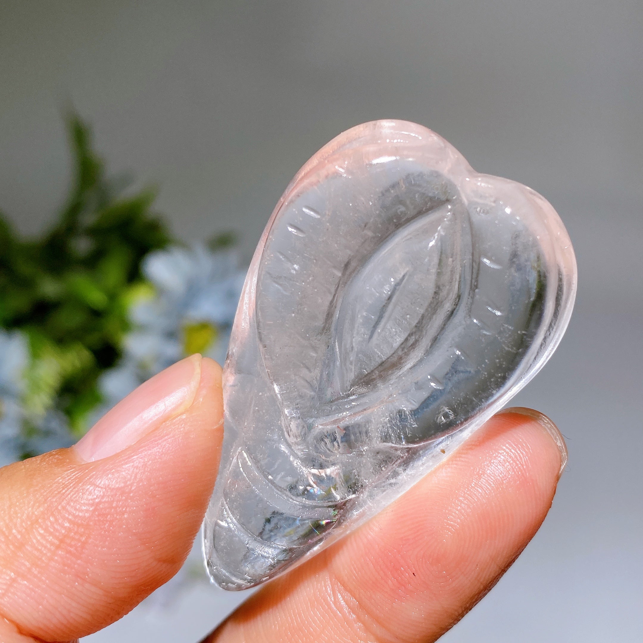2.0-2.2" Crystal Heart Carvings for Healing and Meditation