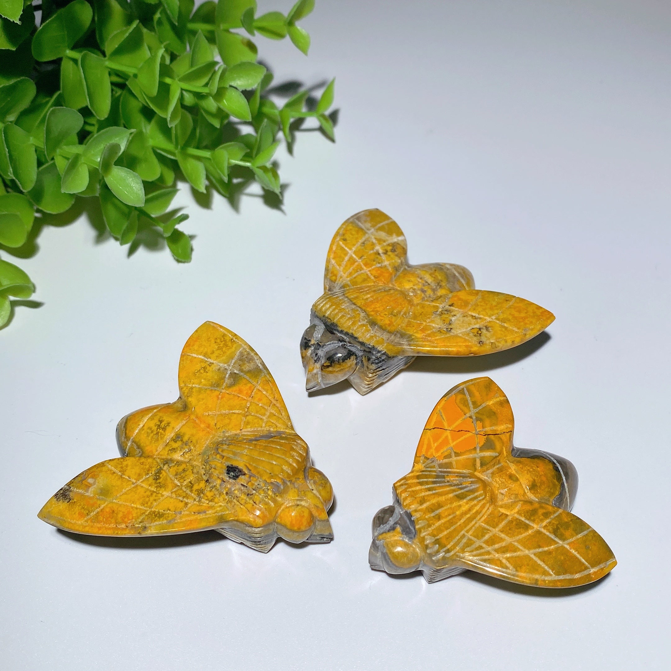 2.1-2.5 inch Bumblebee Jasper Bee Crystal Carving