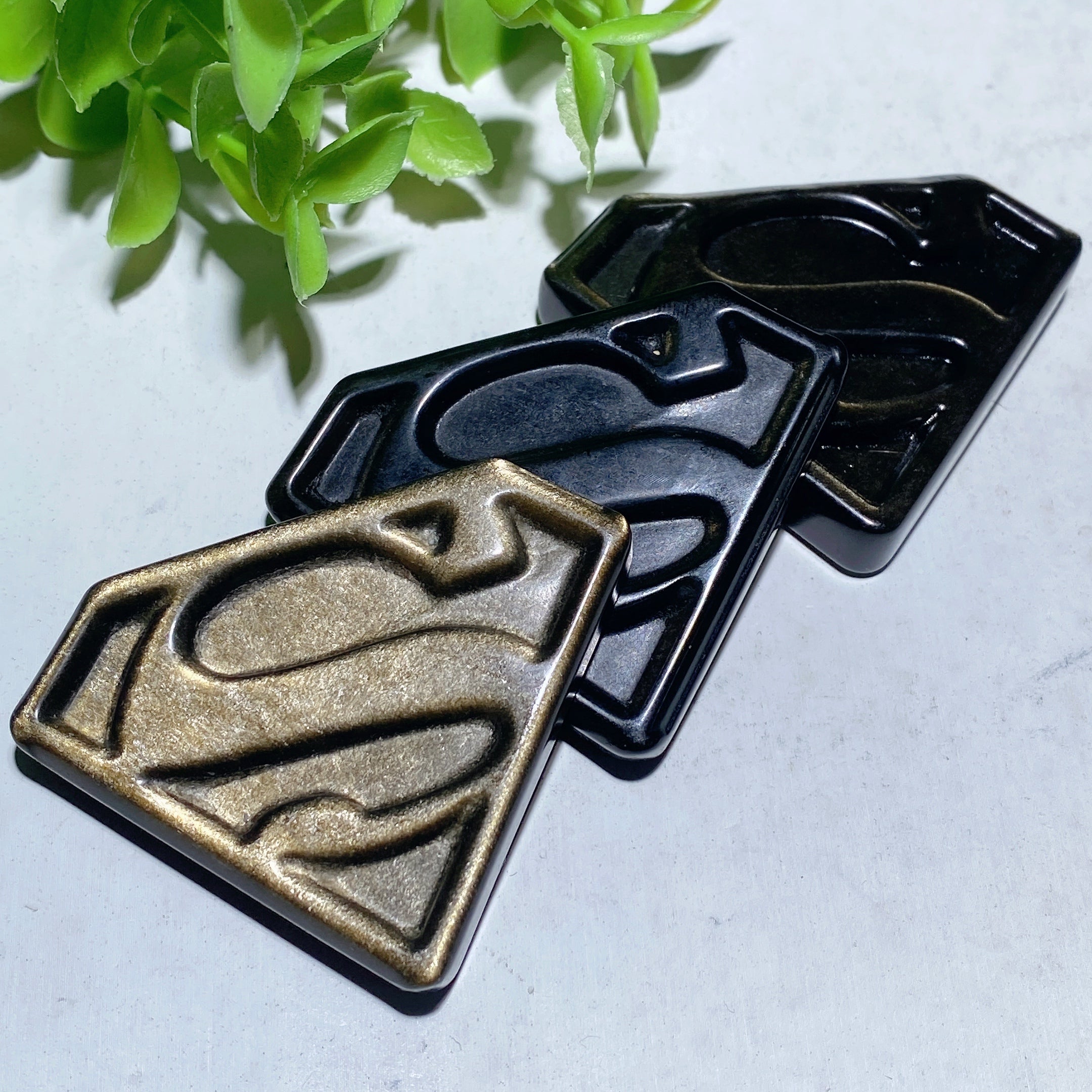 2.1-inch Golden Obsidian Superman Sign Crystal Slab for Energy Healing