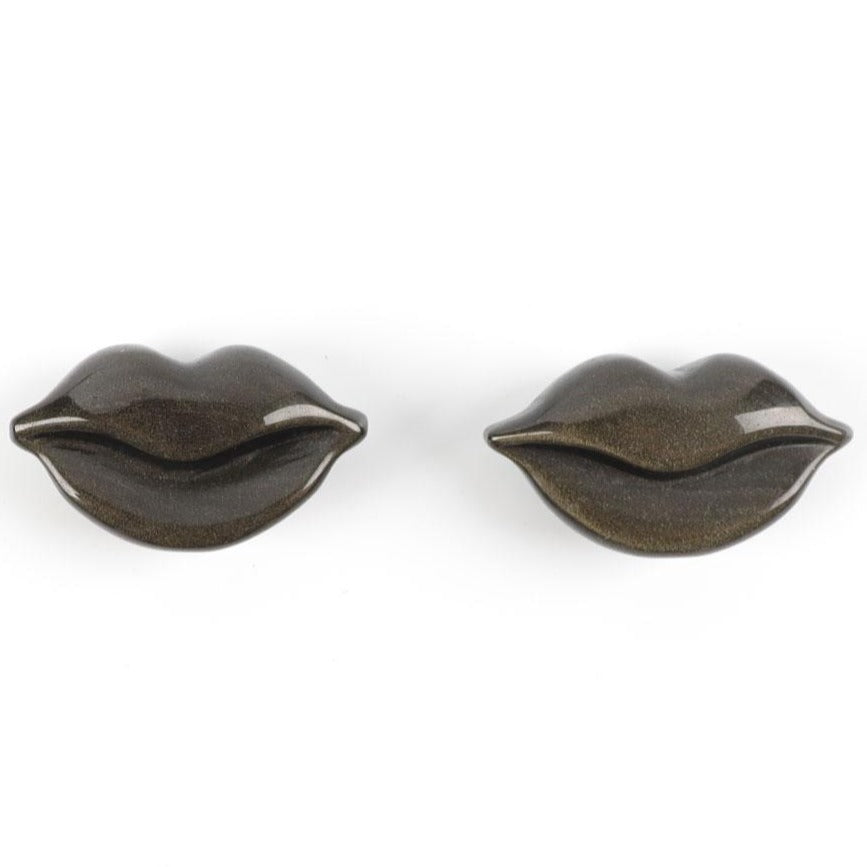2.1 inch Silver Obsidian Lips Crystal Figurine Hand Carving