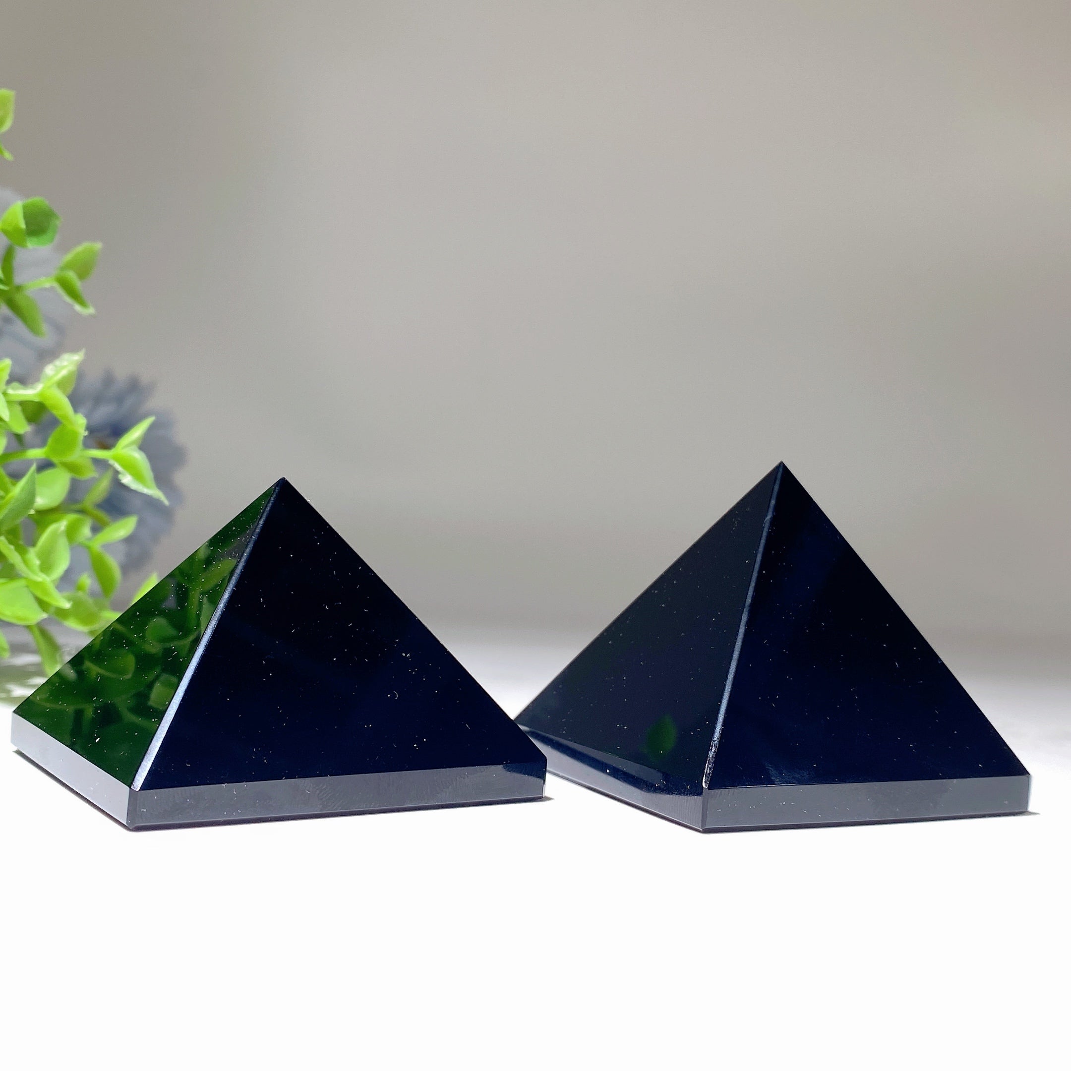 2.2" Black Obsidian Healing Pyramid for Meditation