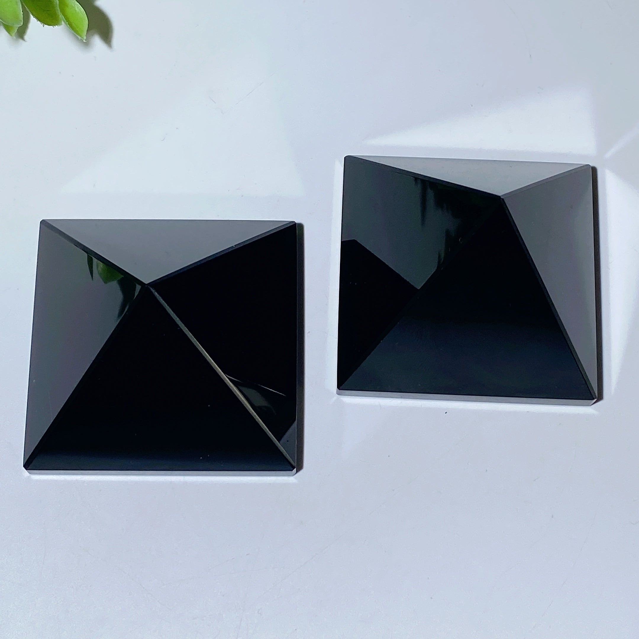 2.2" Black Obsidian Healing Pyramid for Meditation