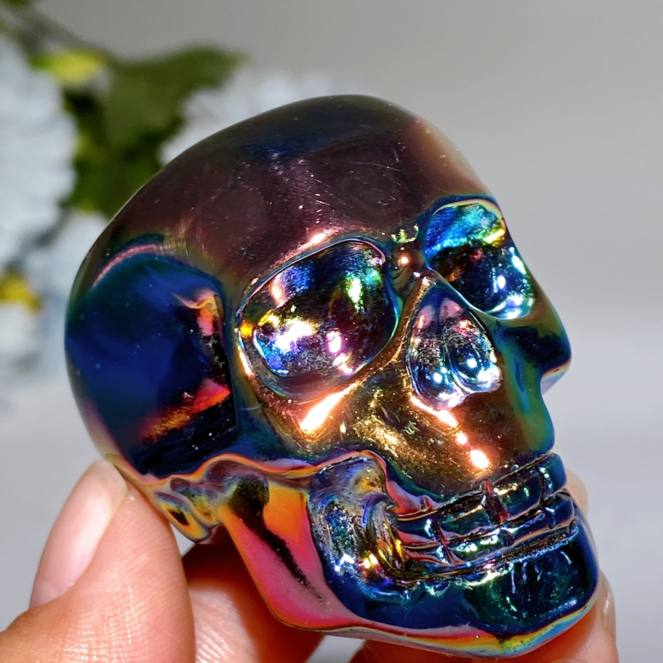 2.2 inch Aura Crystal Healing Skull Carving