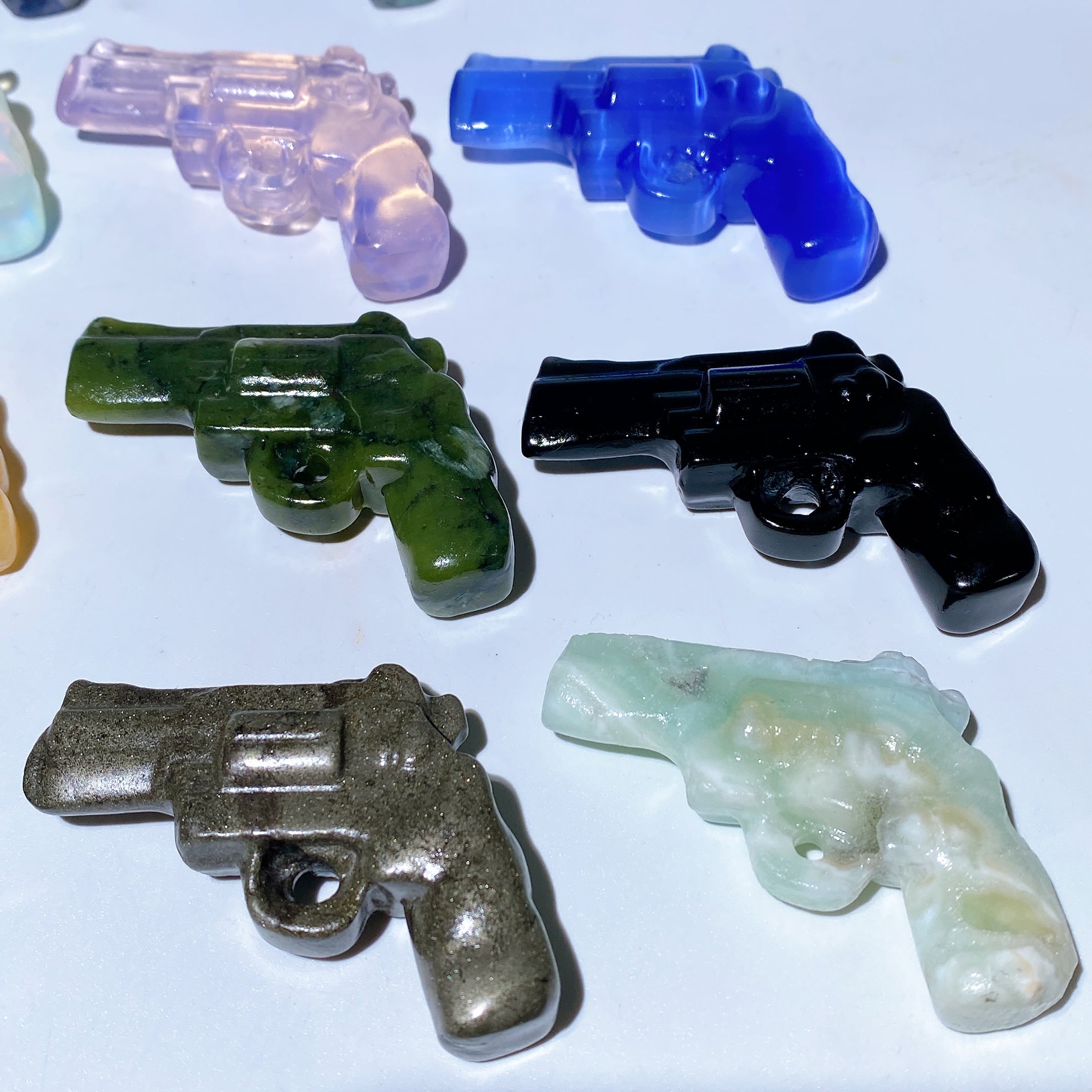 2.2-inch Mixed Crystal Gun Shape Figurines for Healing