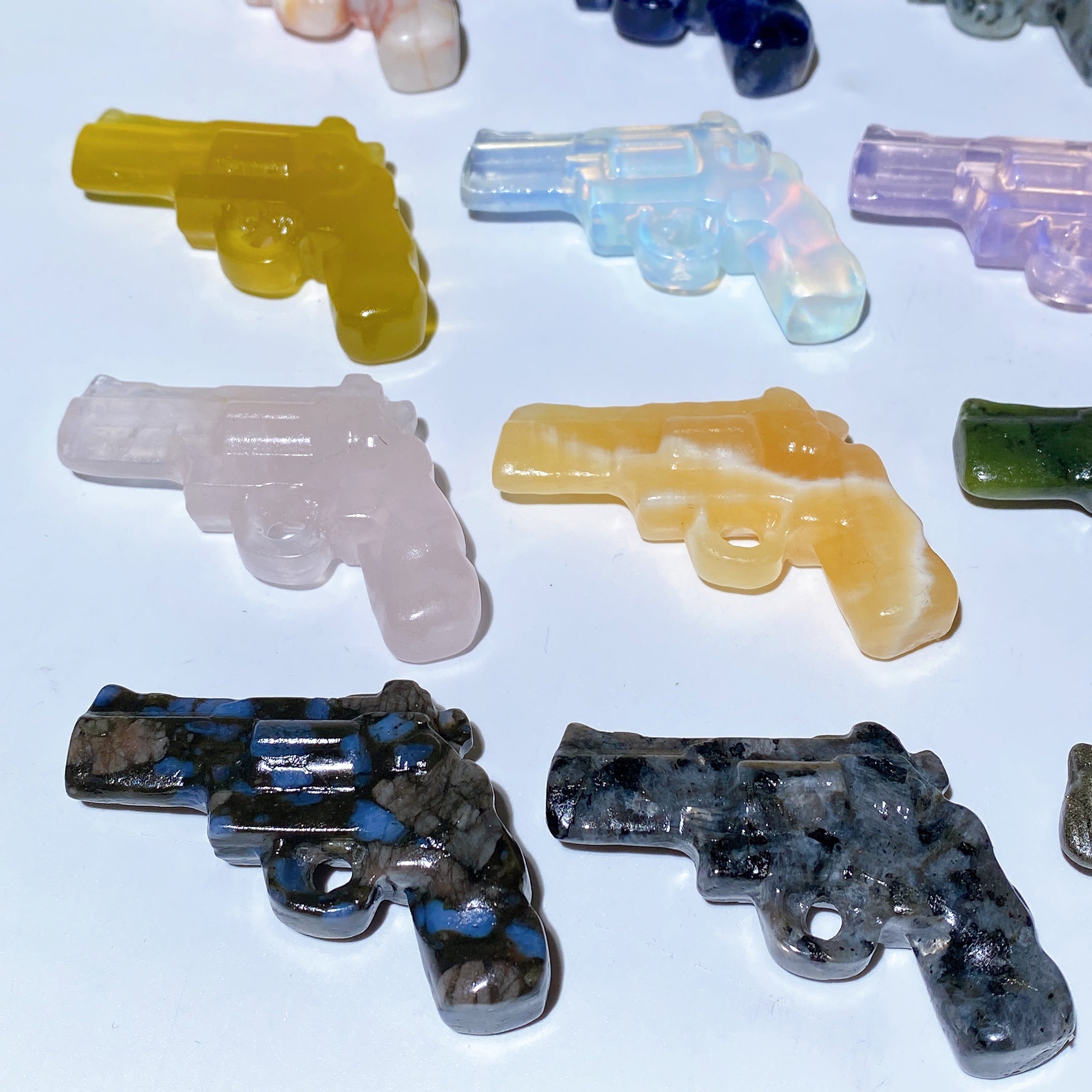 2.2-inch Mixed Crystal Gun Shape Figurines for Healing
