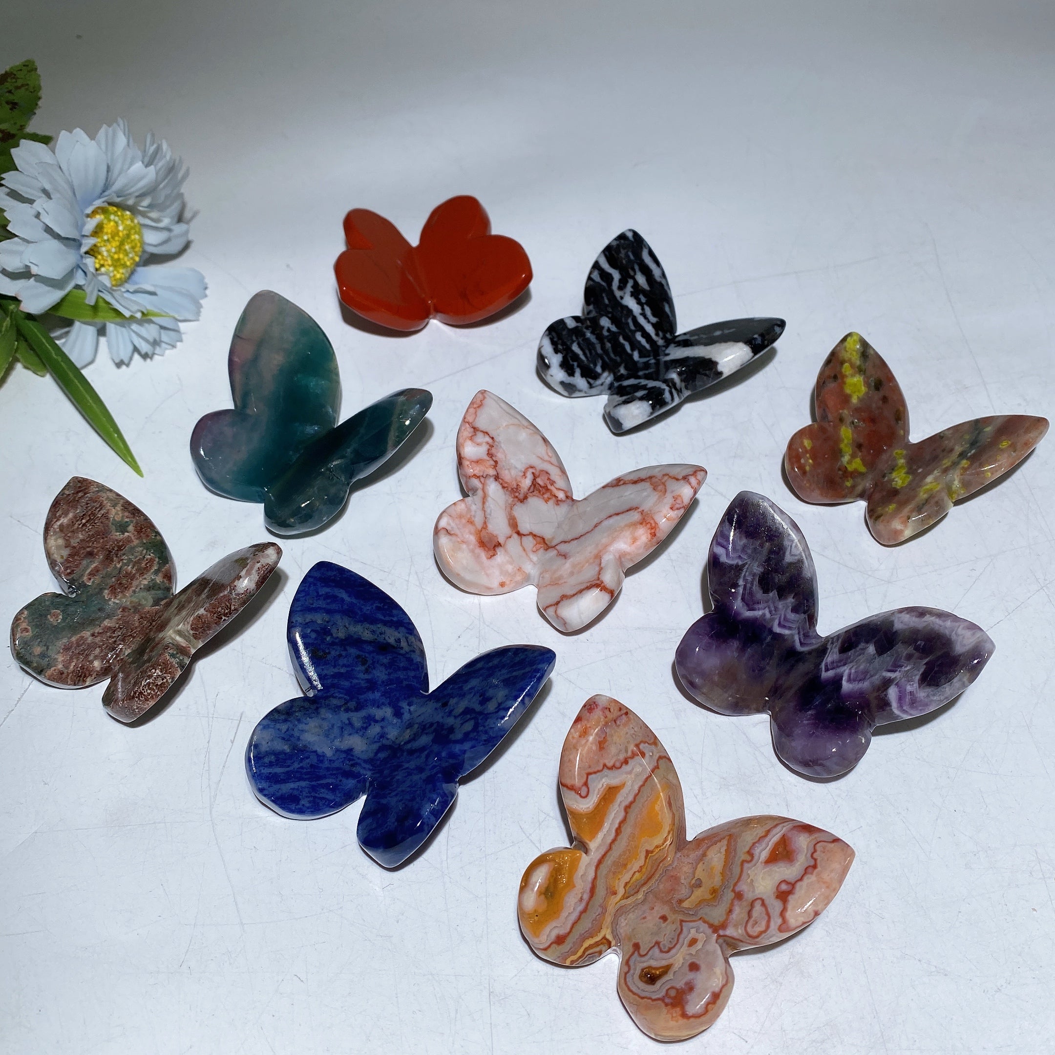 2.3-2.5" Hand Carved Crystal Butterfly Animal Figurine