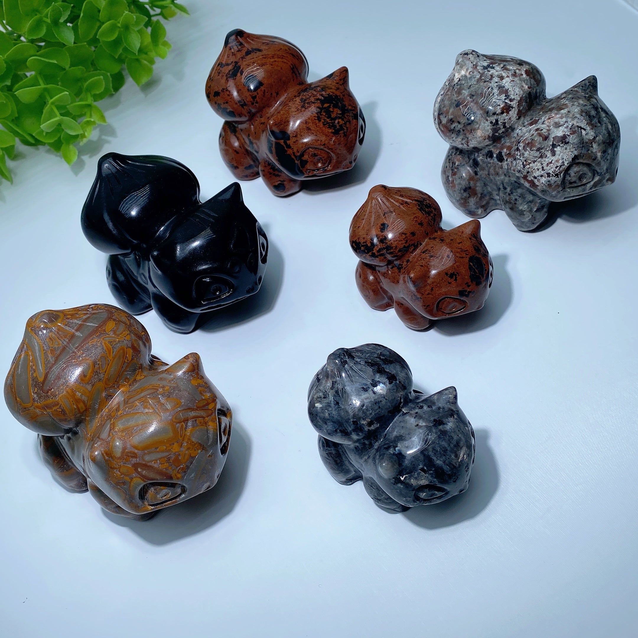2.4-3.2-inch Mixed Crystal Healing Figurines