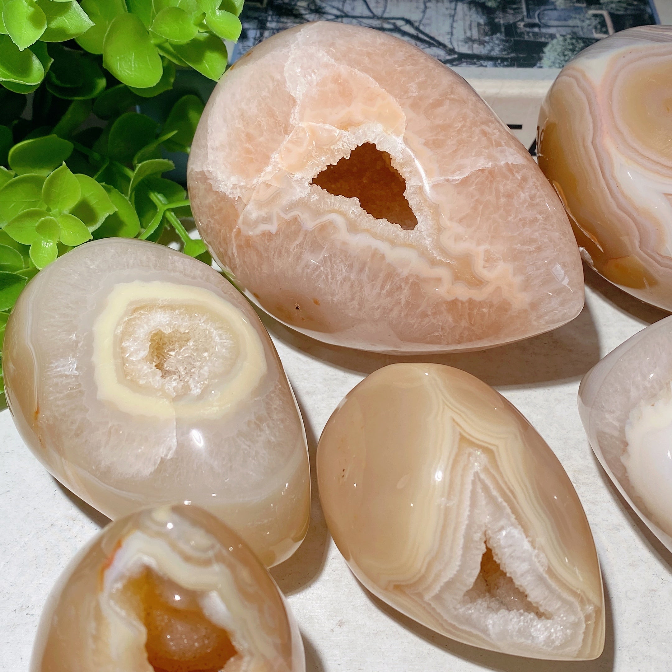 2.5-4.2 inch Druzy Agate Crystal Egg Carvings