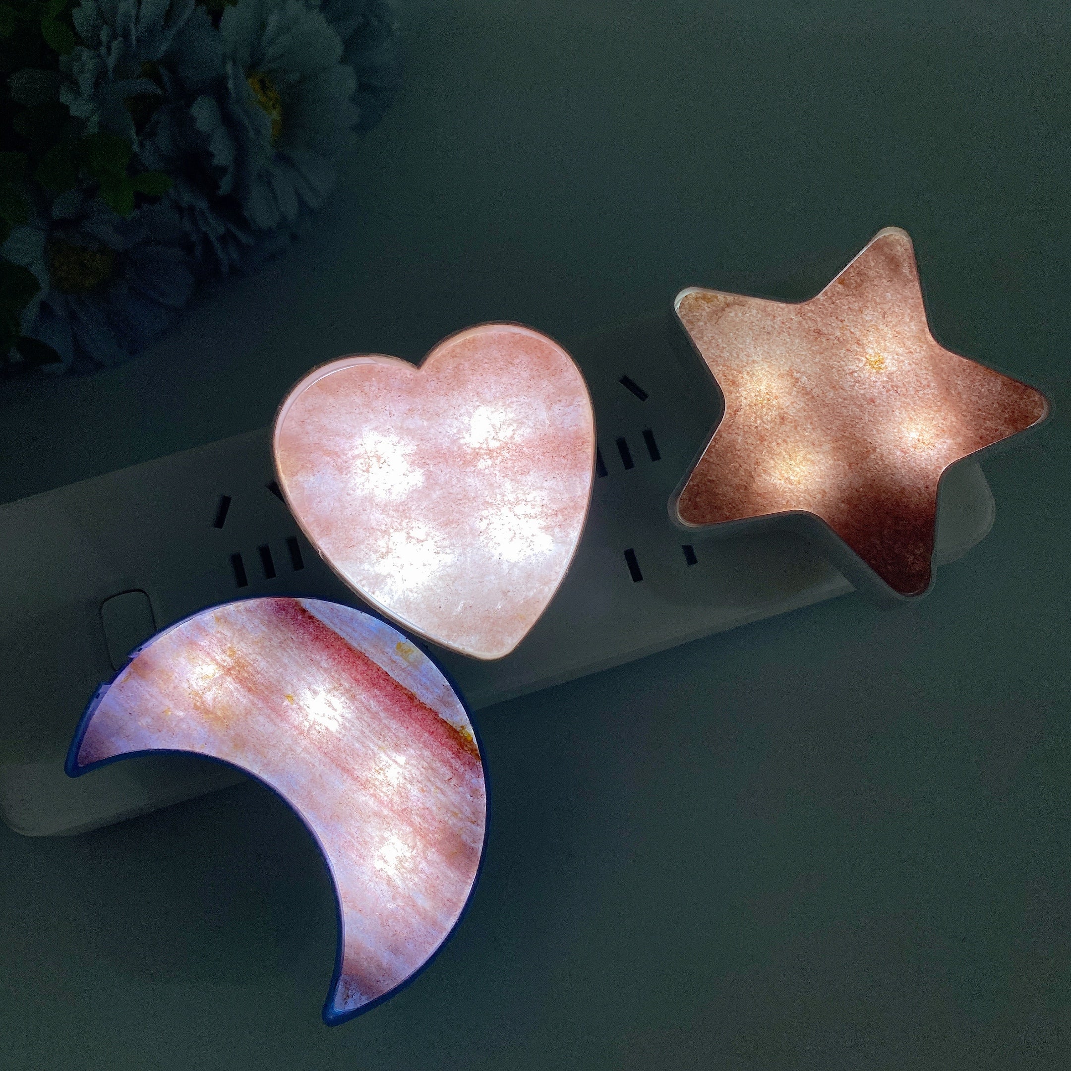 2.6-3.3 Inch Mixed Crystal Heart Moon Star Healing Lamp