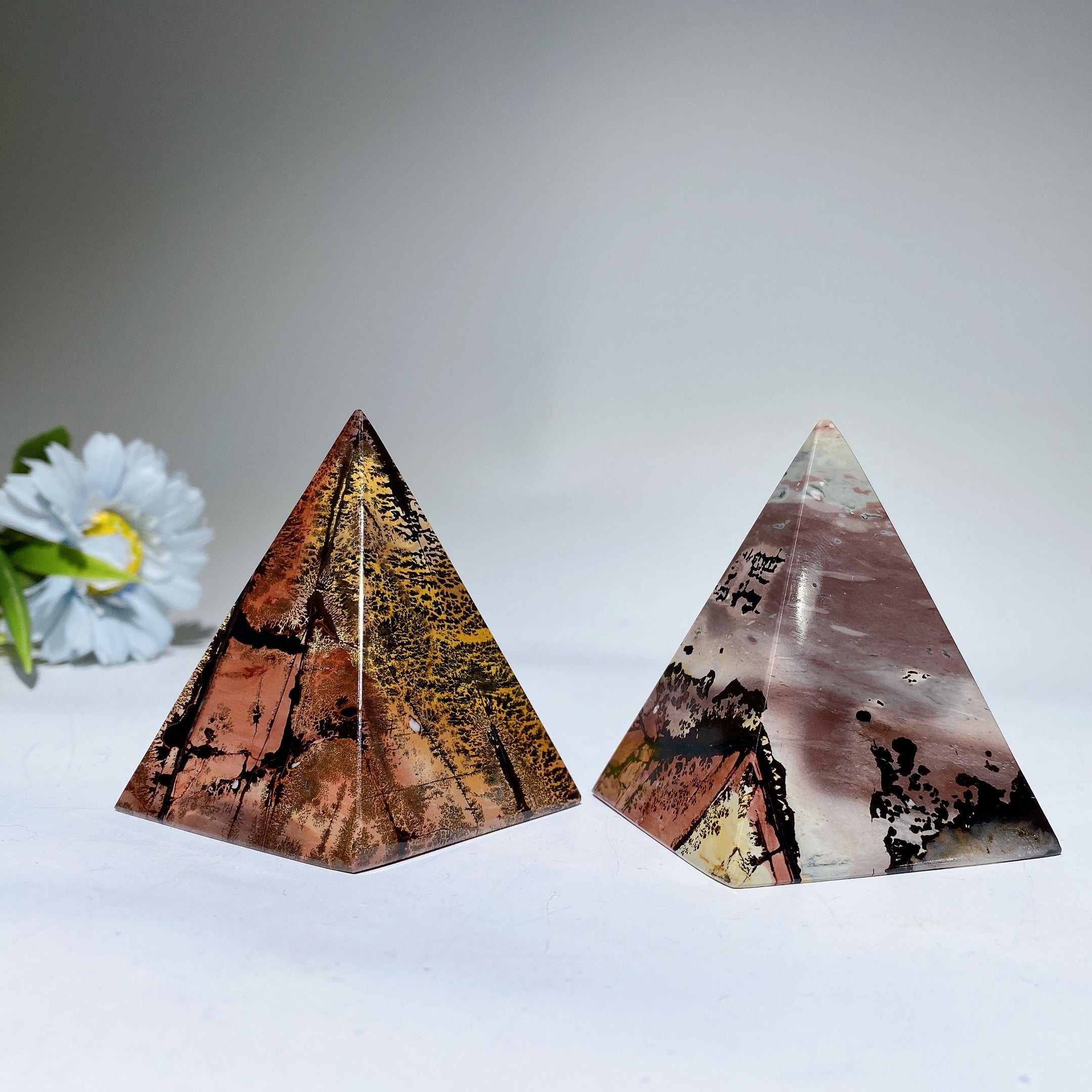 2.6-Inch Picture Jasper Crystal Pyramid for Healing Meditation