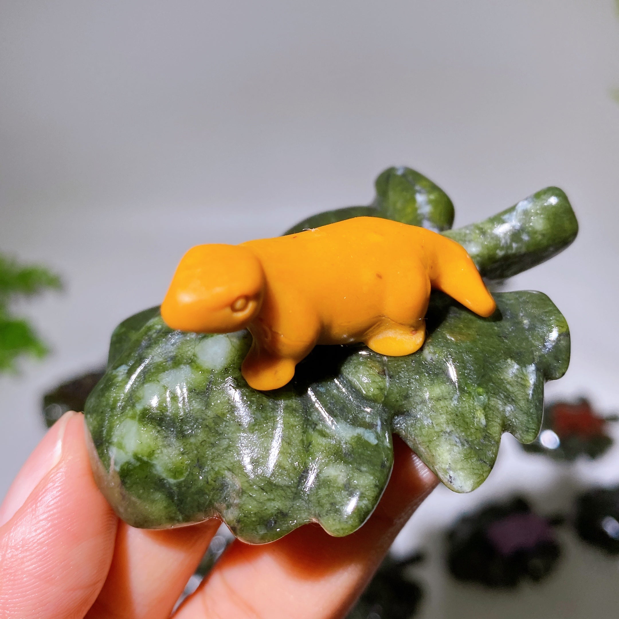 2.7" Crystal Dinosaur Figurine on Leaf Carving