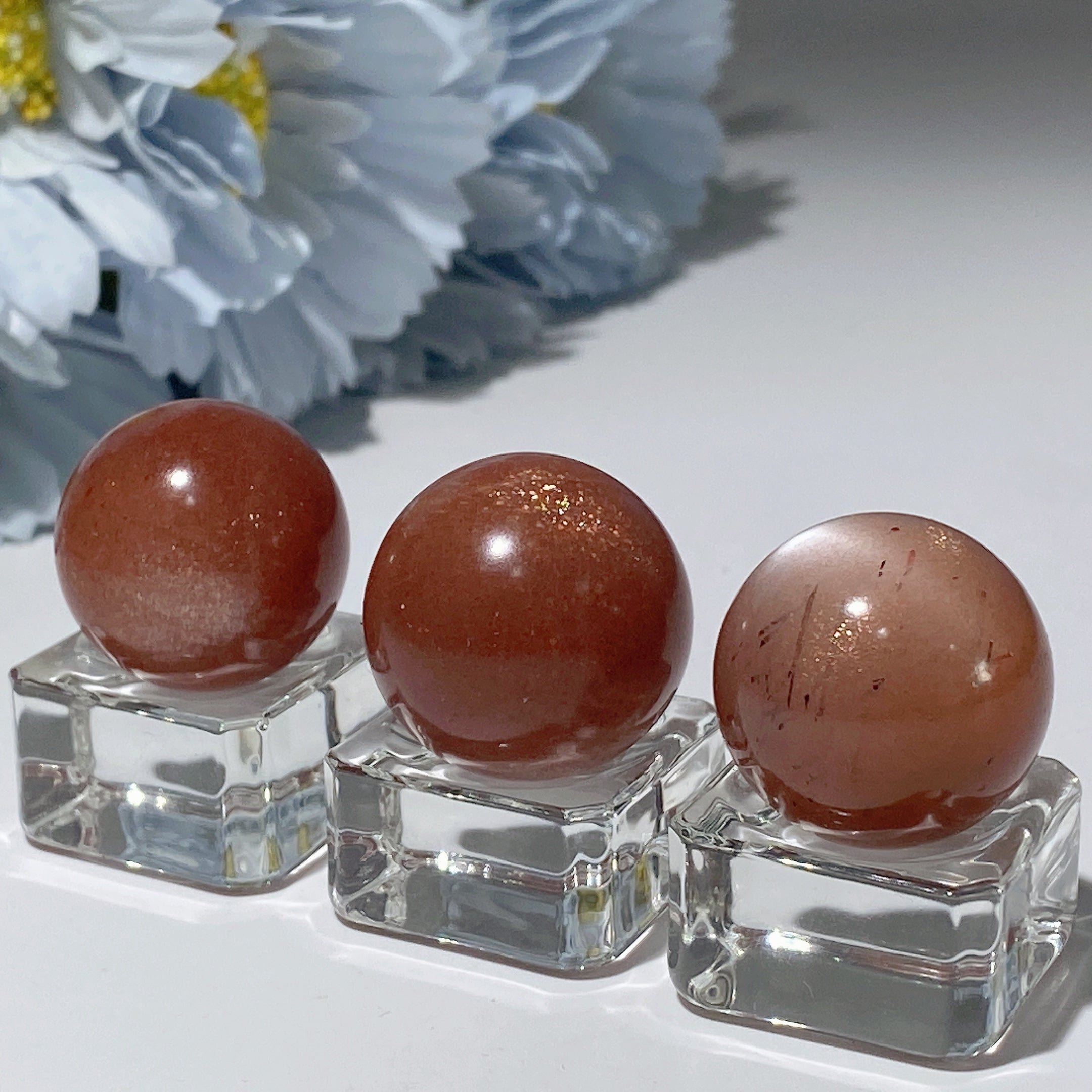 23-25mm Golden Sunstone Crystal Sphere for Healing