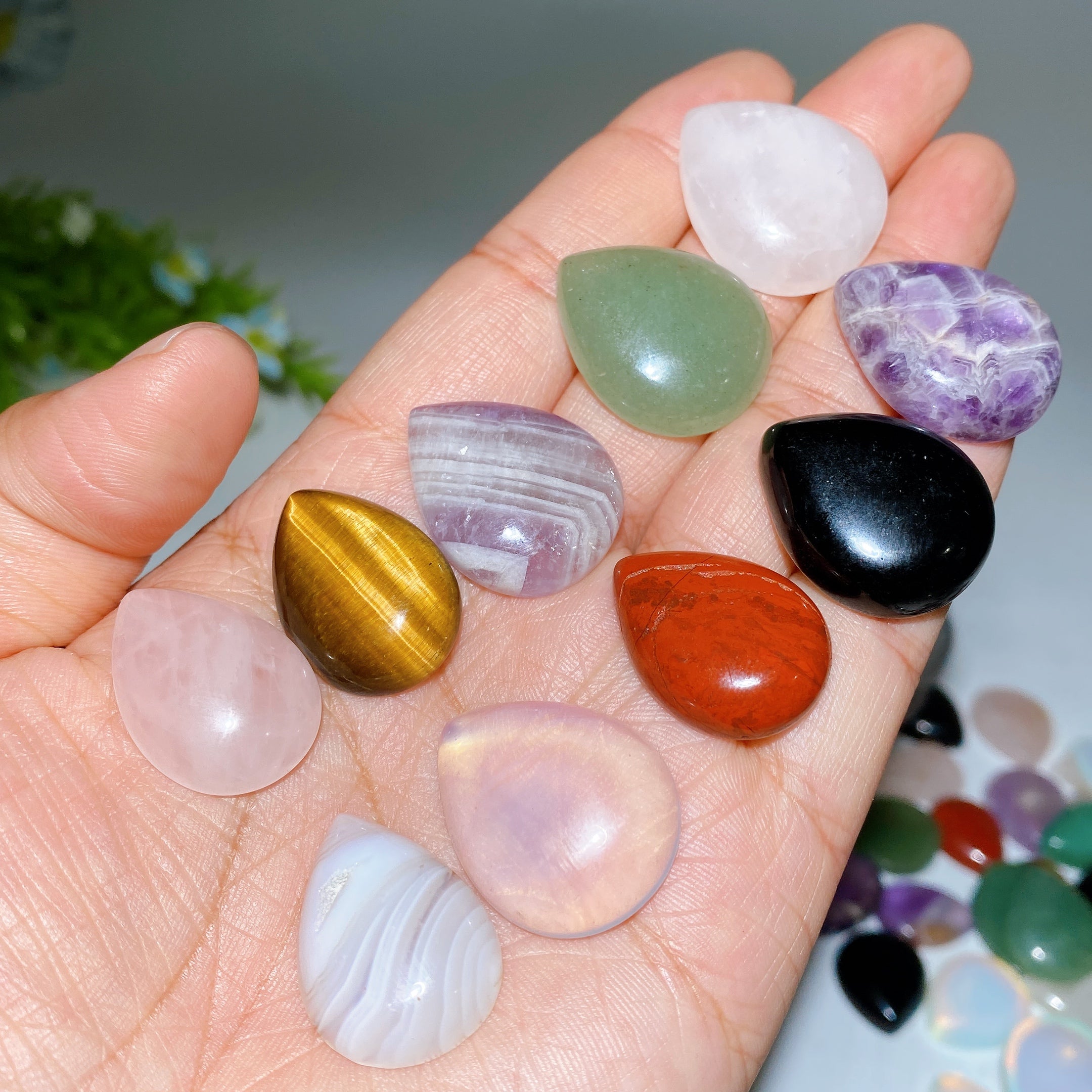 24mm Mixed Crystal Drop Healing Shapes 1kg