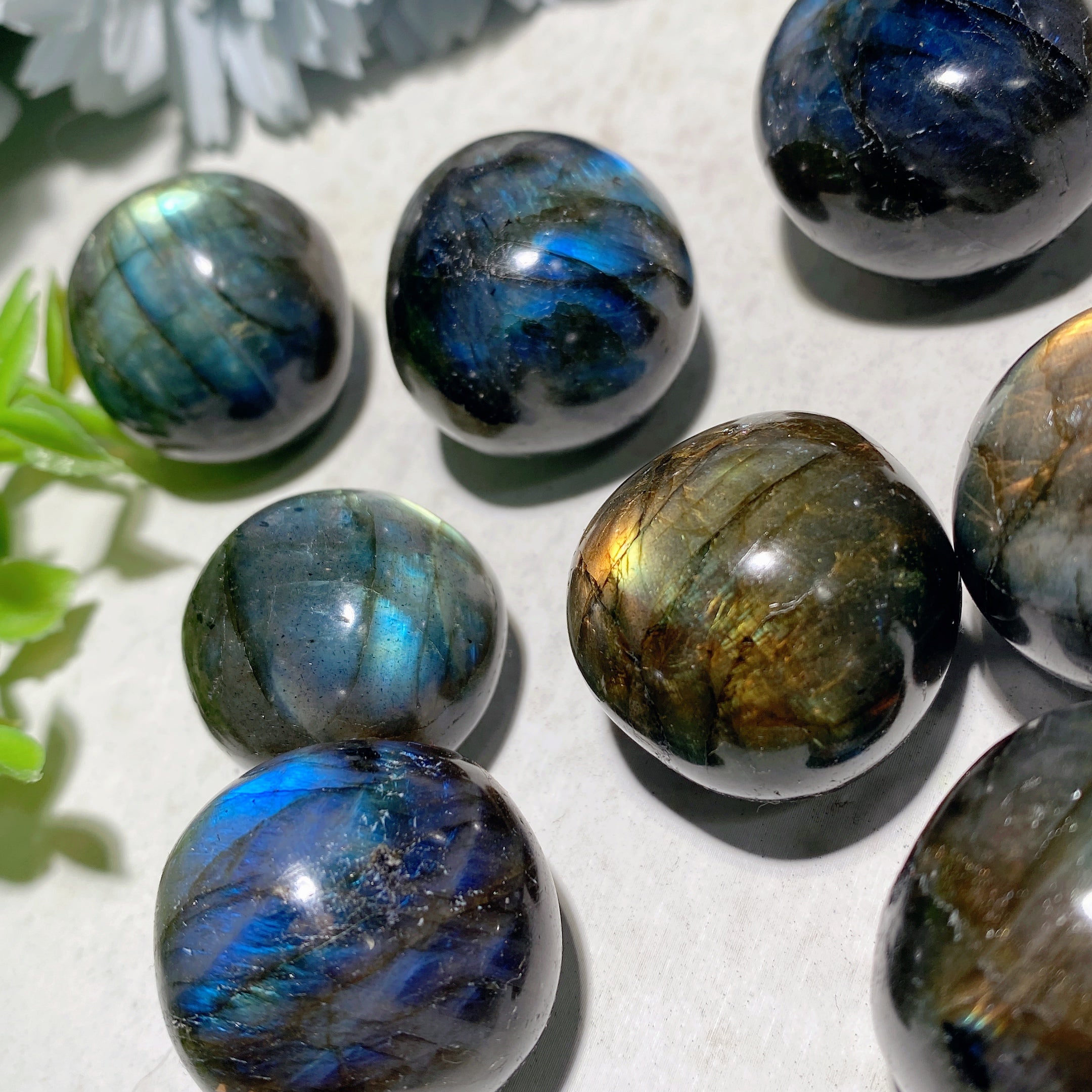 25-30mm Labradorite Healing Tumbled Stones Bag