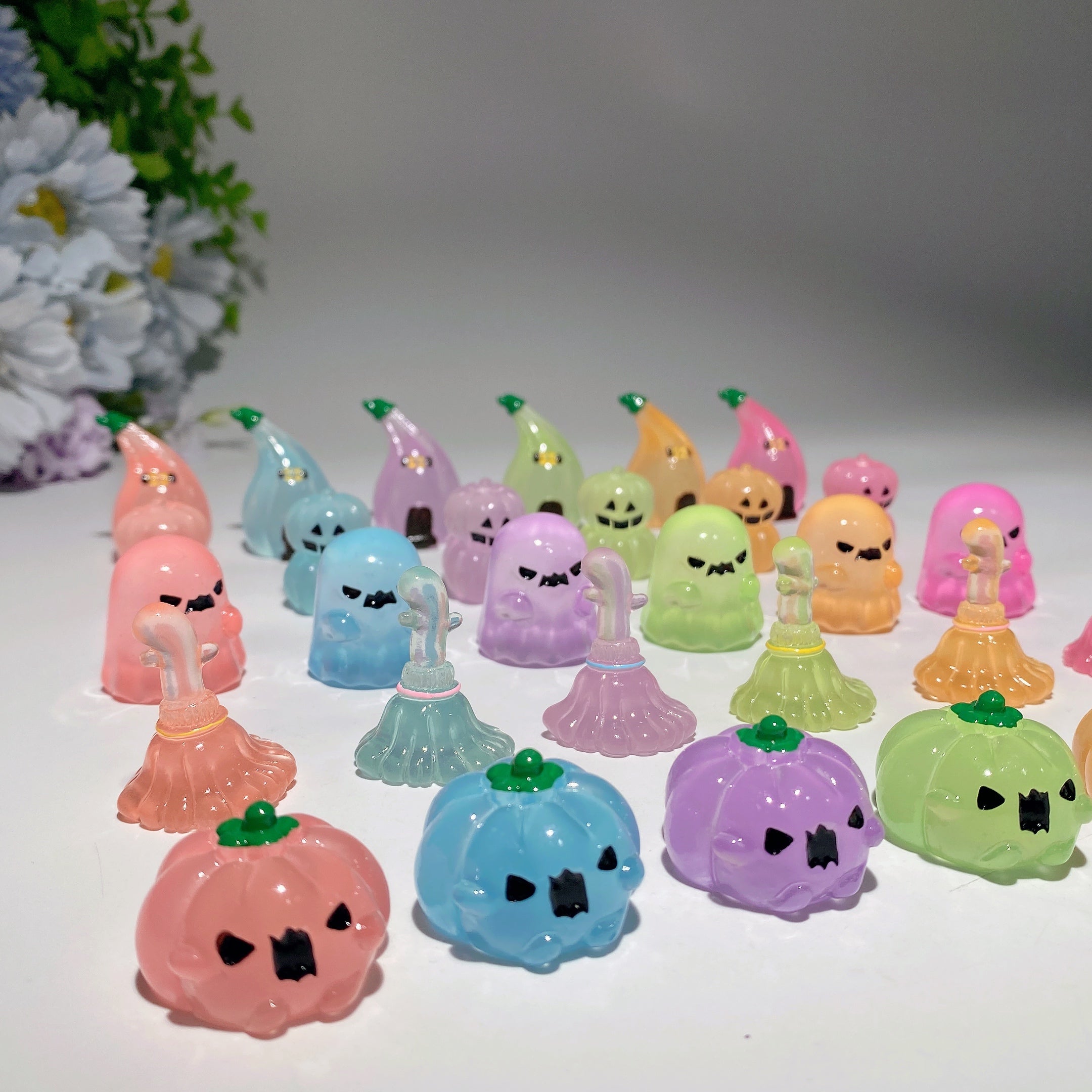 25-35mm Luminous Halloween Crystal Figurines Set